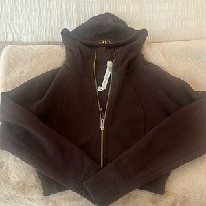 Lululemon brown cropped scuba hoodie size 10 new without tags